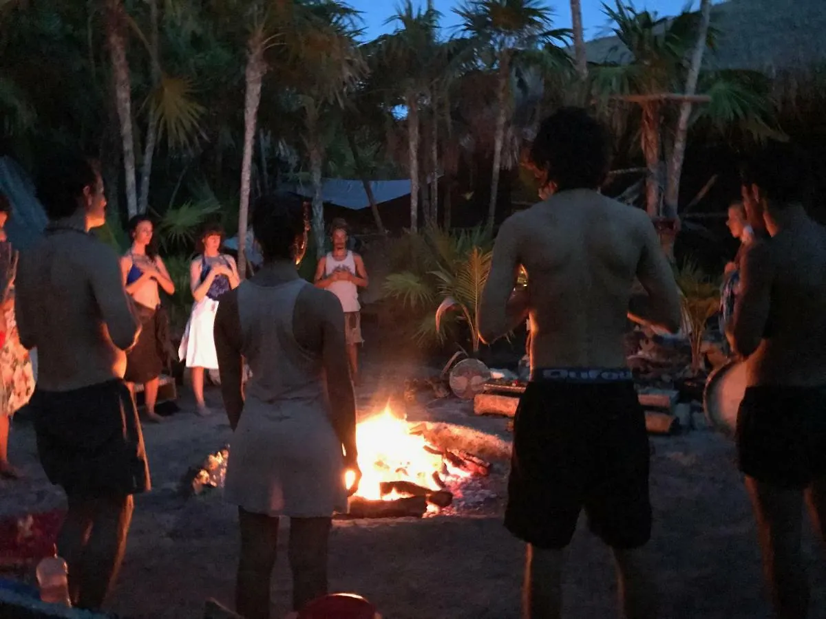 ラグジュアリーテント ホテルCenote Encantado Tulum Eco-Glamping Camp